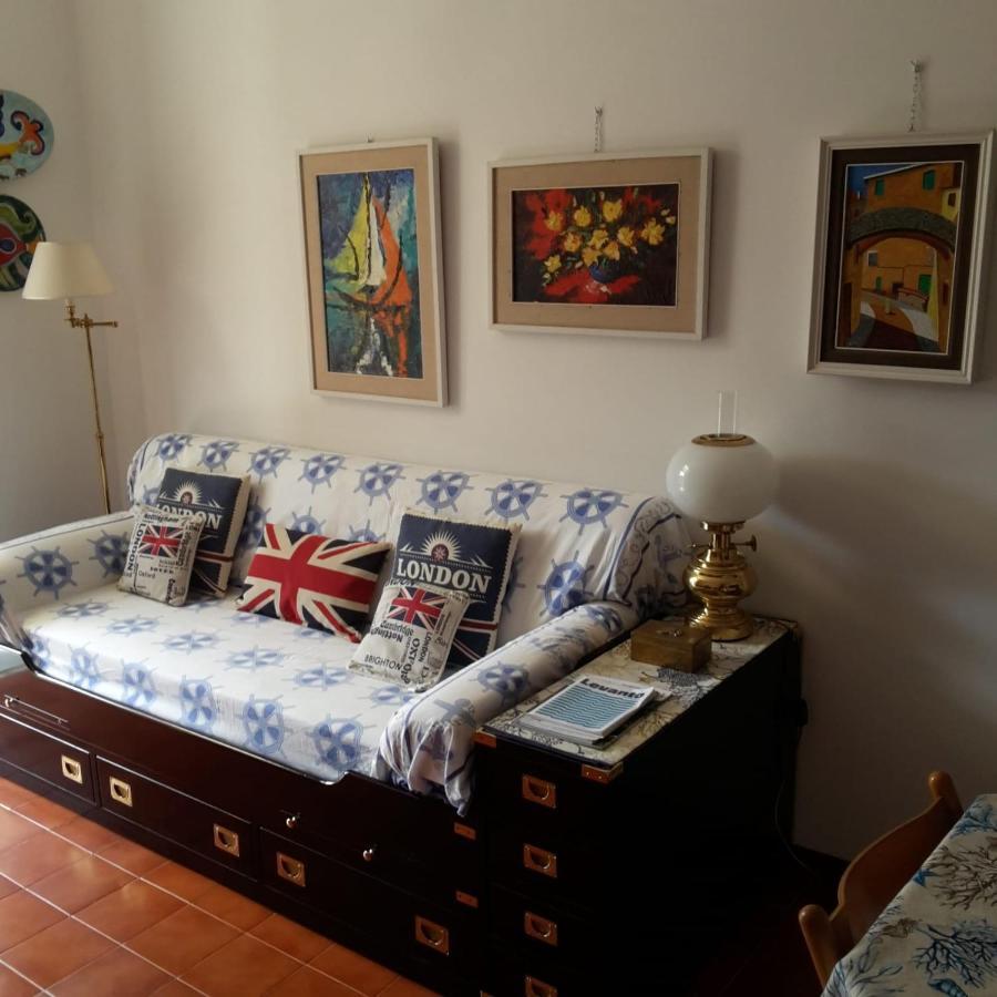 Elegant And Sea View Excelsior Apartment Леванто Экстерьер фото